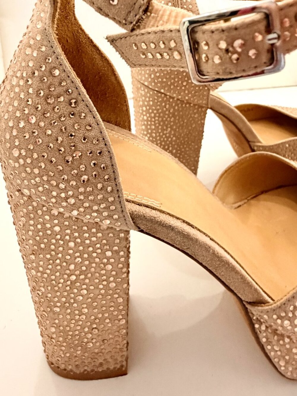Bill Blass Women's "Ellie" Nude Sequined Platform Heels - Size US 8/UK 36 - Picture 4 of 10